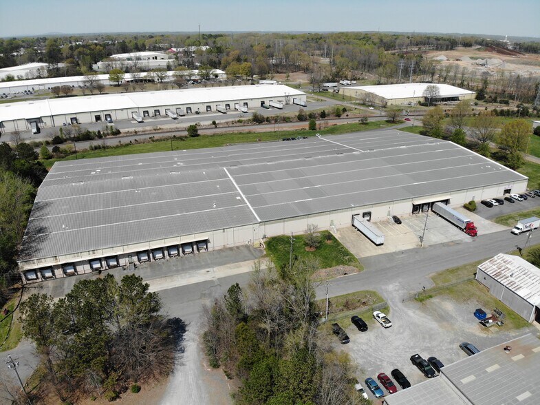 More Photos Of 500 Linkwood Rd, Rock Hill Warehouse For Sale