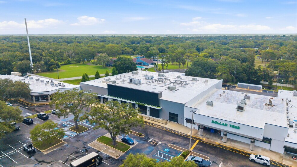 More Photos Of 2519 N McMullen Booth Rd, Clearwater Freestanding For Lease