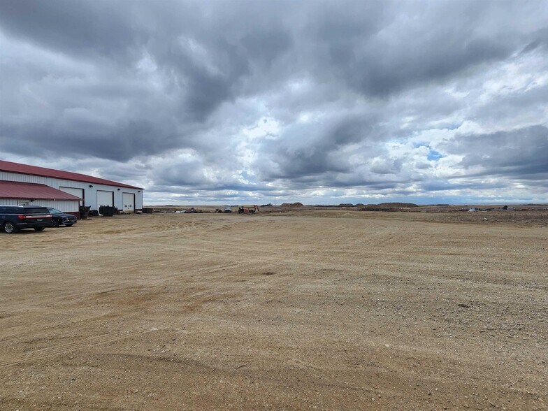 More Photos Of 6619 62 1/2 Ave NW, Blaisdell Distribution For Sale