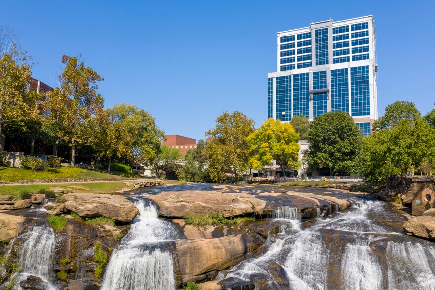 More Photos Of 55 Beattie Pl, Greenville Office For Lease