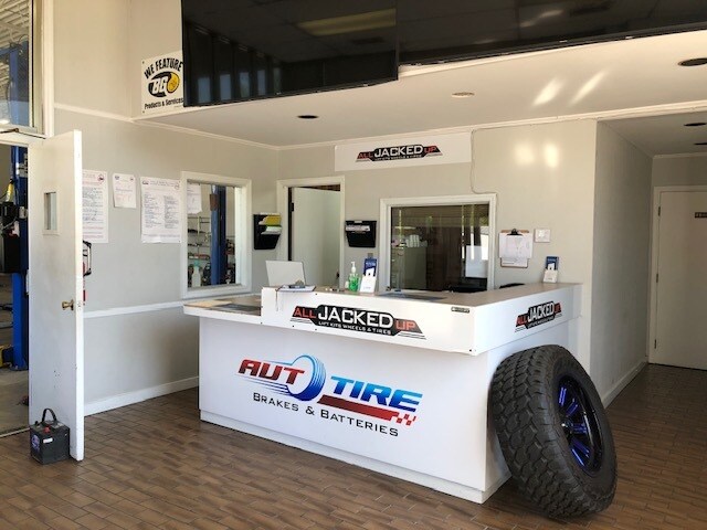 More Photos Of 203 N Marine Blvd, Jacksonville Service For Lease