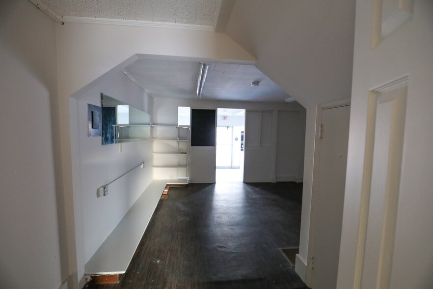 More Photos Of 190 Broadway, Port Ewen Apartments For Lease