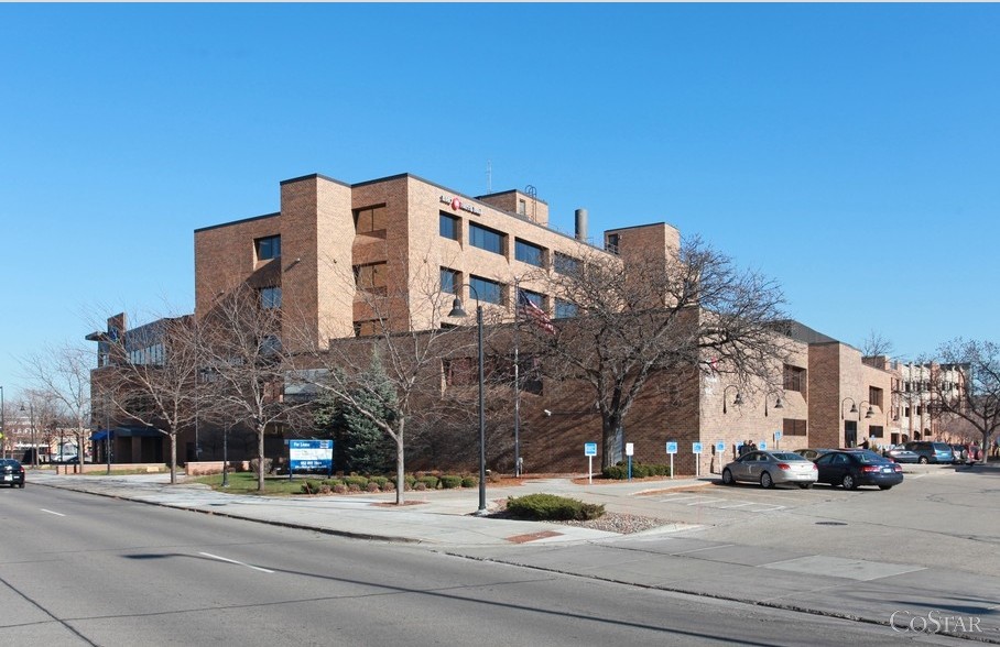 Primary Photo Of 6625 Lyndale Ave S, Richfield Medical For Lease