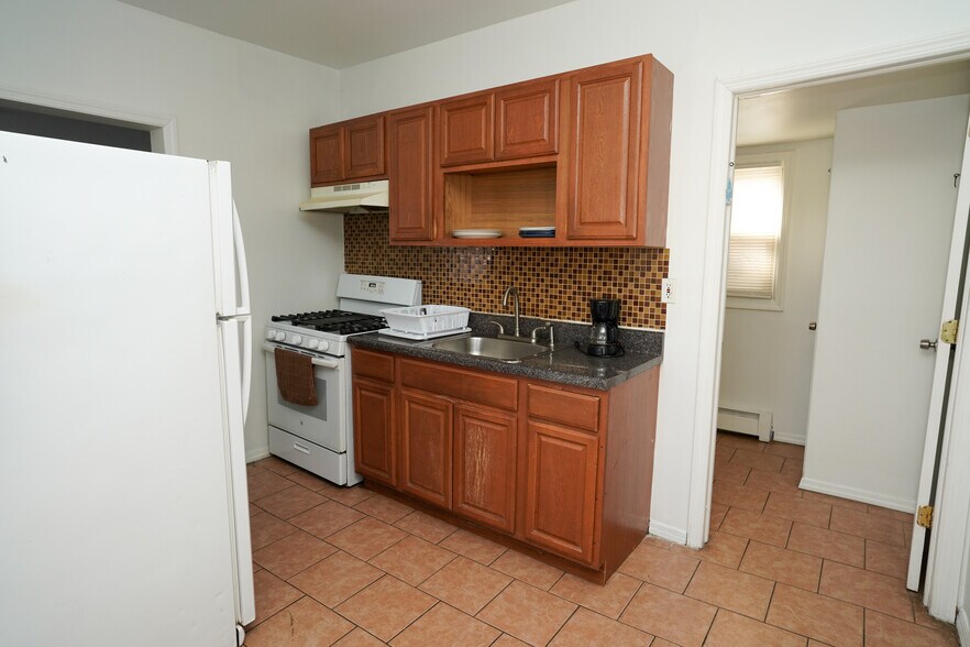 More Photos Of 135 5th St, Elizabeth Storefront Retail Residential For Sale