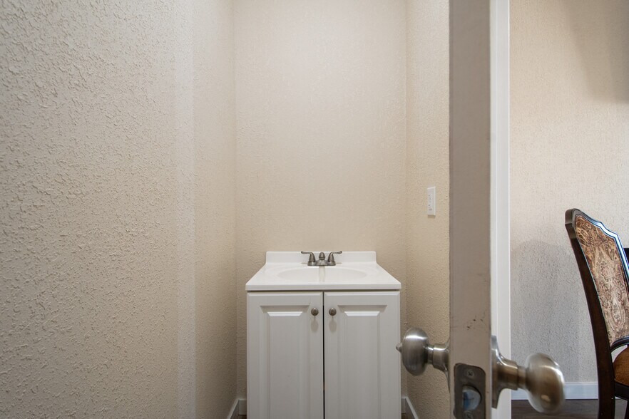 More Photos Of 7116 Rose Ave, Orlando Land For Sale
