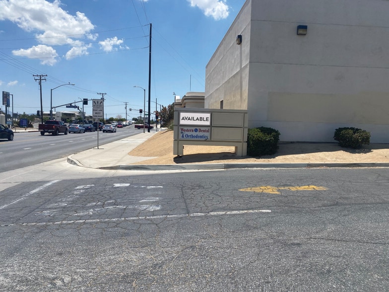 More Photos Of 15208-15290 Bear Valley Rd, Victorville Unknown For Lease