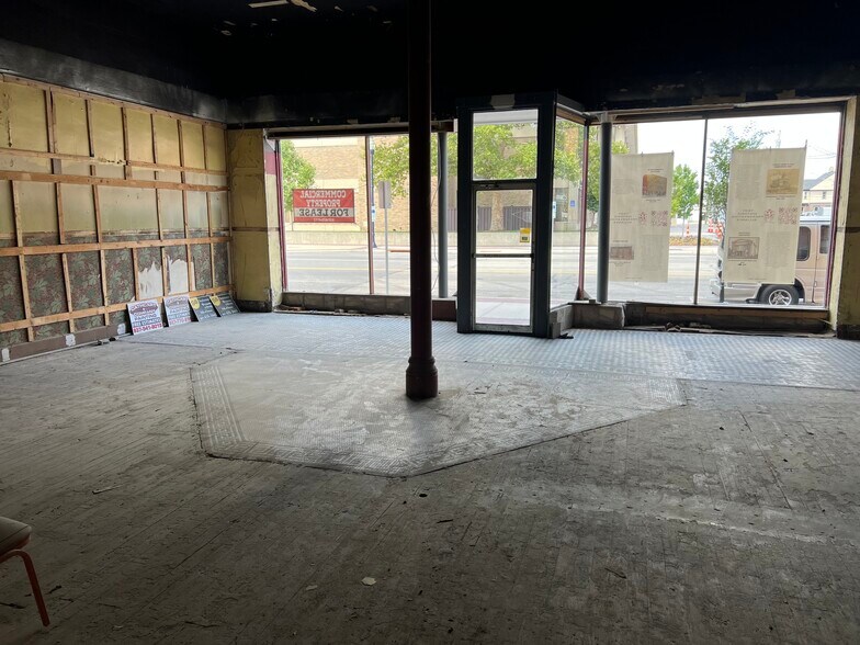 More Photos Of 112 W Main St, Troy Storefront For Sale