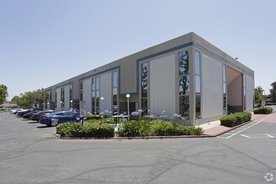 More Photos Of 1800 E Garry Ave, Santa Ana Office For Sale