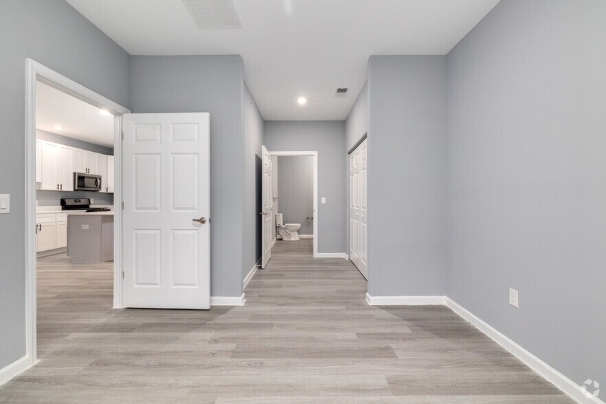 More Photos Of 99 N White Horse Pike, Somerdale Apartments For Sale