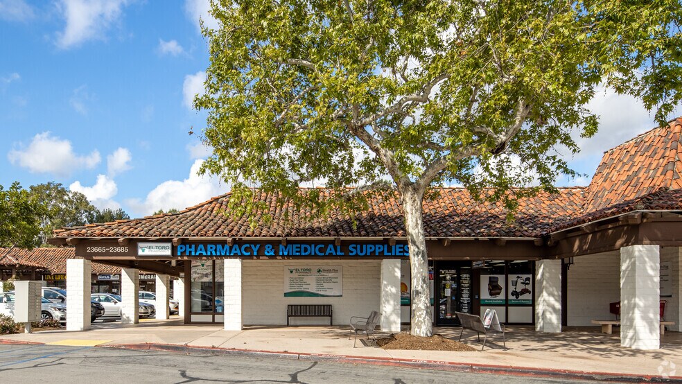 More Photos Of 23601 Moulton Pky, Laguna Hills Medical For Lease