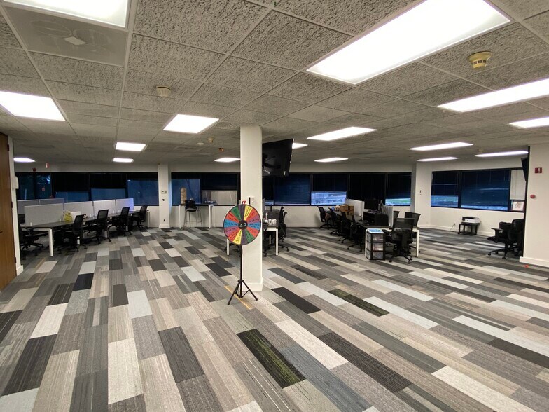 More Photos Of 1101 S Capital Of Texas Hwy, West Lake Hills Coworking Space