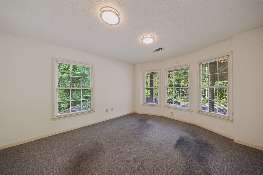 More Photos Of 783 Holcomb Bridge Rd, Norcross Office For Sale