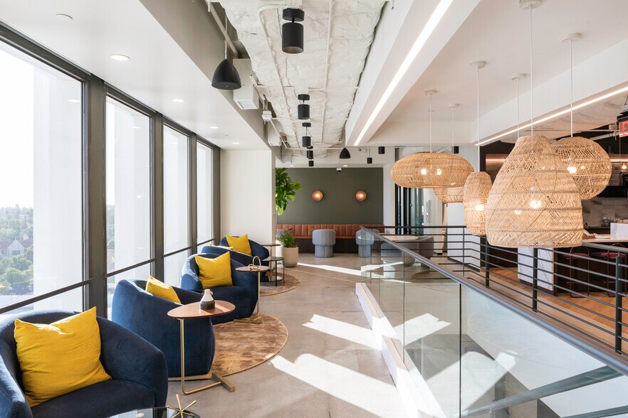 More Photos Of 225 S Lake Ave, Pasadena Unknown For Lease