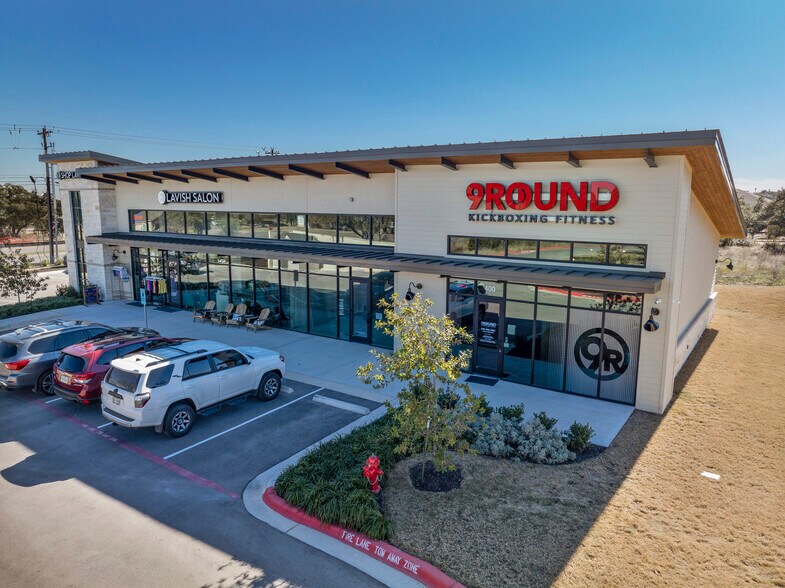 More Photos Of 901 N Vista Ridge Blvd, Cedar Park General Retail For Sale