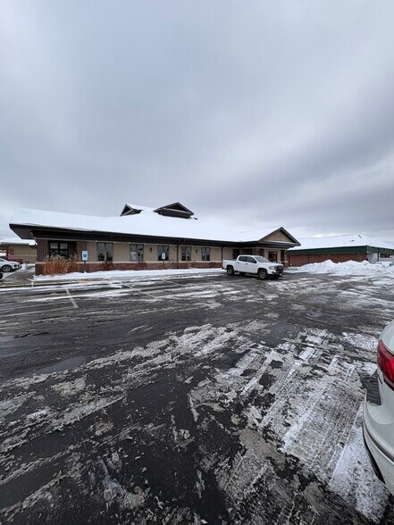 More Photos Of 4257 Southtowne Dr, Eau Claire Office For Lease