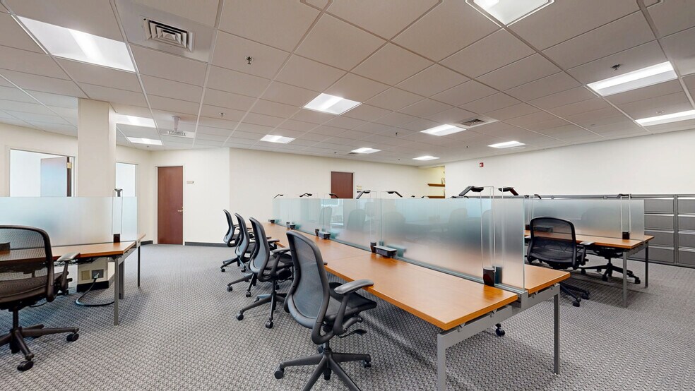 Primary Photo Of 99 Hawley Ln, Stratford Medical For Lease