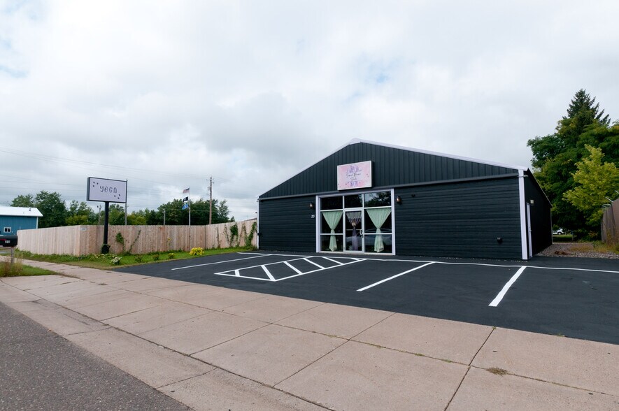 More Photos Of 23 W St. Patrick St, Rice Lake Storefront For Sale