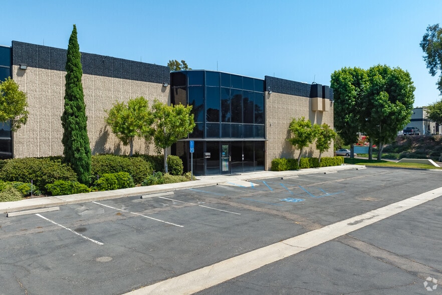 More Photos Of 2160 Las Palmas Dr, Carlsbad Manufacturing For Lease