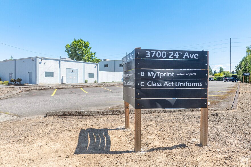 More Photos Of 3700 24th Ave, Forest Grove Office For Sale