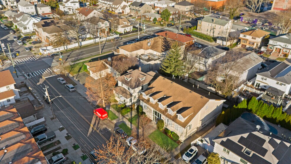 More Photos Of 65 Columbus Ave, Staten Island Medical For Sale
