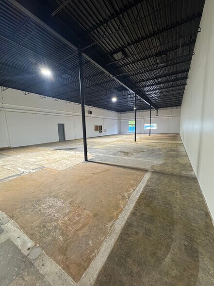 More Photos Of 130 W Smith St, Corry Storefront For Lease