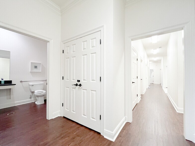 More Photos Of 17505 Jefferson Hwy, Prairieville Medical For Sale