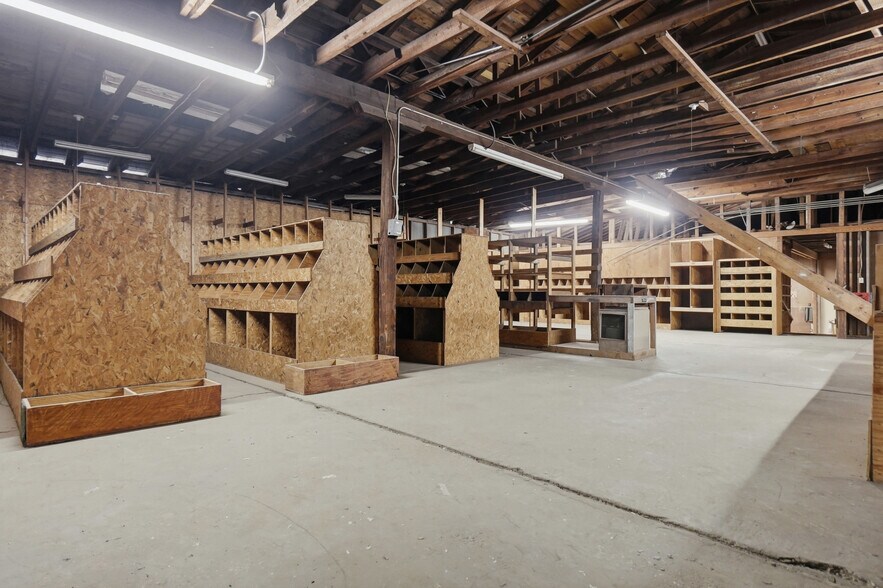 More Photos Of 401 Hodges Ave, Albany Industrial For Sale