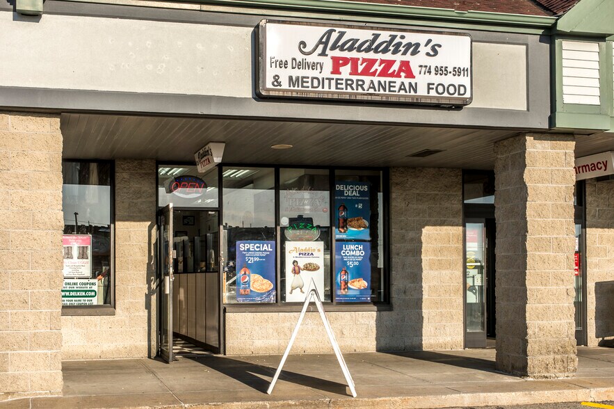 More Photos Of 4171 N Main St, Fall River Unknown For Lease