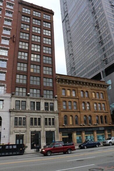 More Photos Of 16-20 E Broad St, Columbus Coworking Space