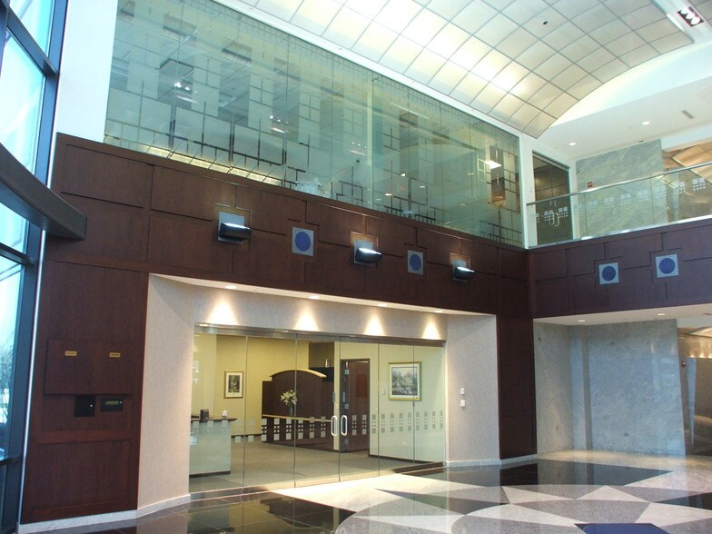 More Photos Of 1000 Burr Ridge Pky, Burr Ridge Office For Lease