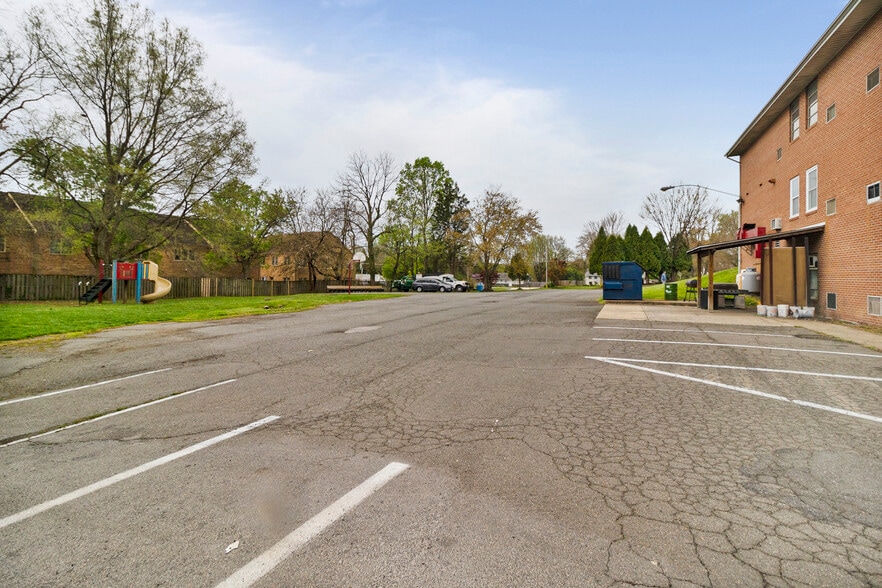 More Photos Of 5001 Backlick Rd, Annandale Religious Facility For Sale