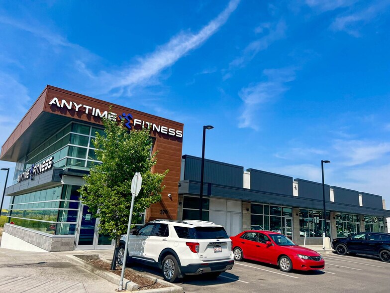 More Photos Of 455 Sage Valley Dr NW, Calgary Unknown For Lease