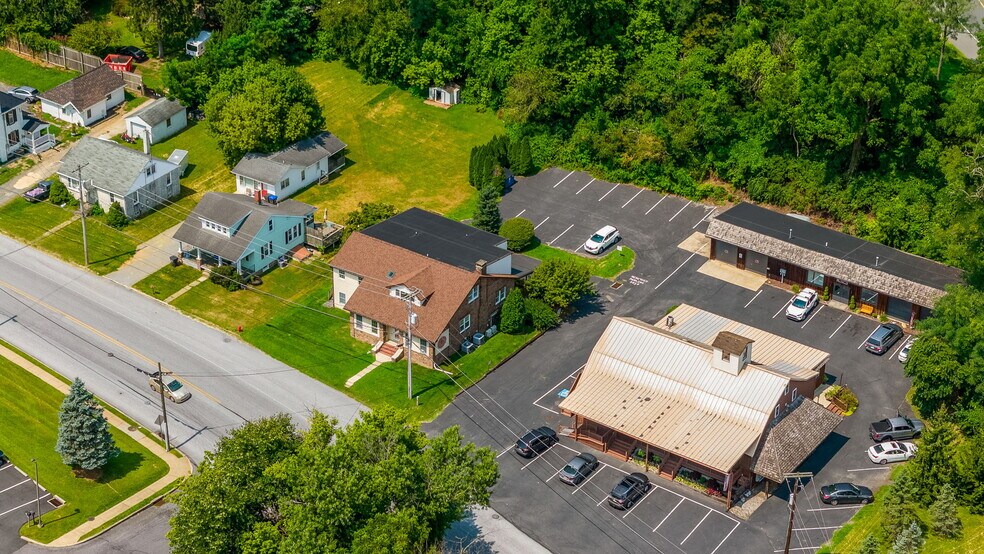 Primary Photo Of 3519 E Main St, Morgantown Office Residential For Lease
