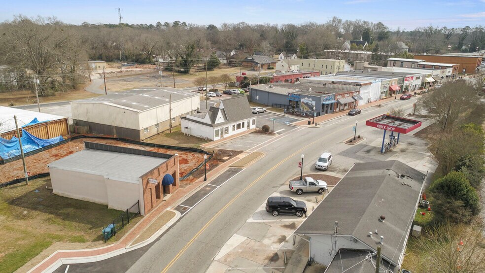 More Photos Of 38 E Main St, Hampton Medical For Lease