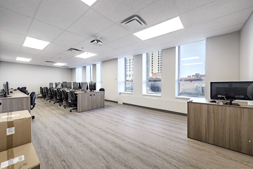 More Photos Of 1265 Rue Berri, Montréal Office For Lease