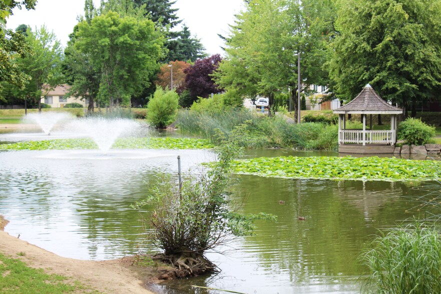 More Photos Of 2628 NE Red Sunset Dr, Gresham Apartments For Sale