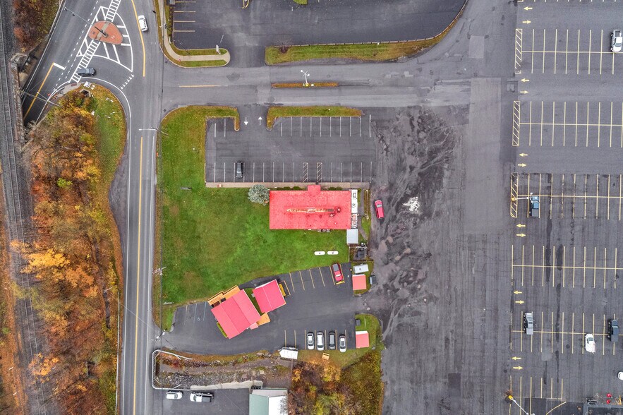 More Photos Of 109 Barnerville Rd, Cobleskill Restaurant For Lease