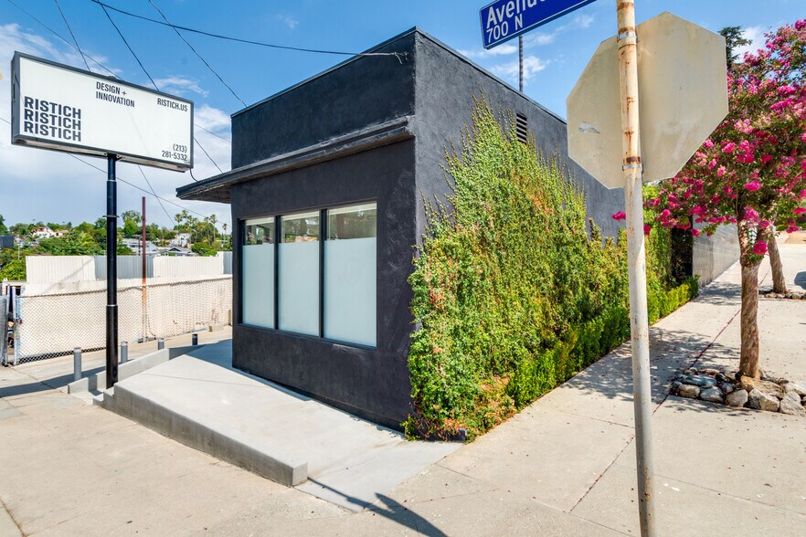 More Photos Of 768 N Avenue 50, Los Angeles Storefront Retail Office For Sale