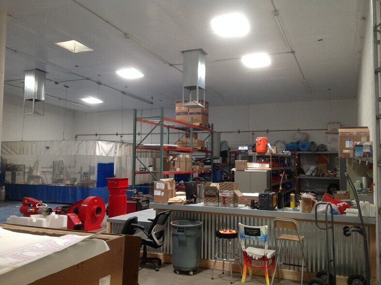 More Photos Of 4120 E Madison St, Phoenix Warehouse For Lease