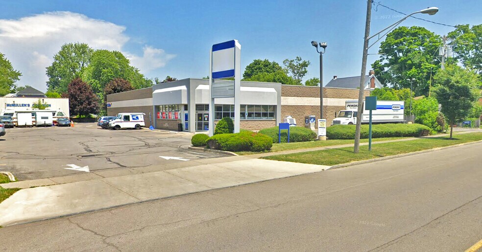 Primary Photo Of 7804 Buffalo Ave, Niagara Falls General Retail For Sale