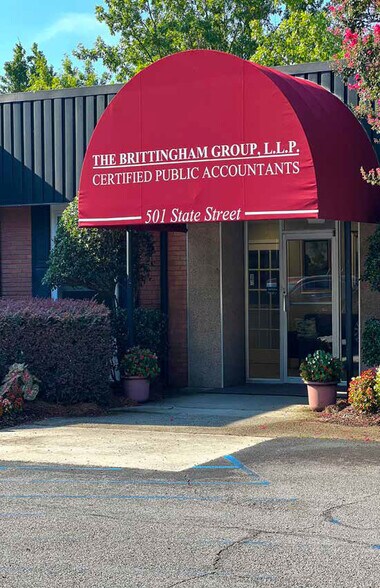 More Photos Of 501 State St, West Columbia Office For Sale