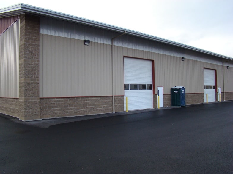 More Photos Of Antelope Rd, White City Warehouse For Lease