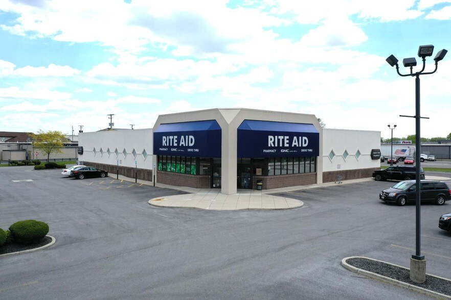 More Photos Of 940 Elida Ave, Delphos Drugstore For Lease