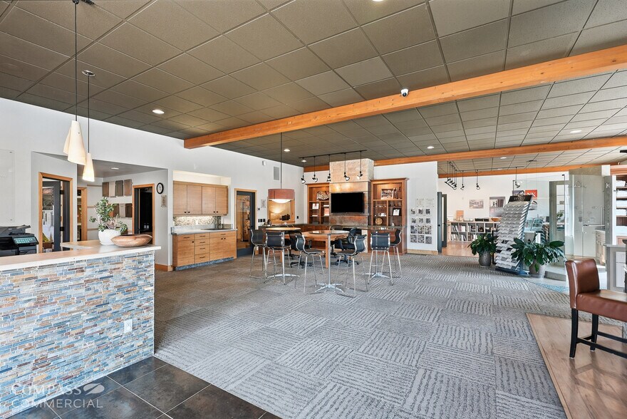 More Photos Of 180 & 190 NE Irving Avenue, Bend Office For Sale