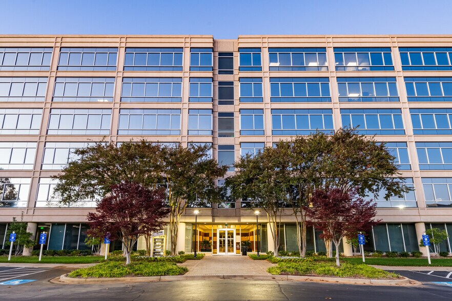 More Photos Of 11675 Rainwater Dr, Alpharetta Office For Lease