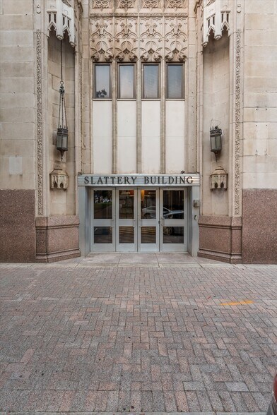 More Photos Of 509 Marshall St, Shreveport Office For Sale