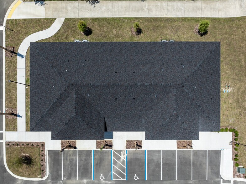 More Photos Of 1615 Corsair Ln, Middleburg Unknown For Lease