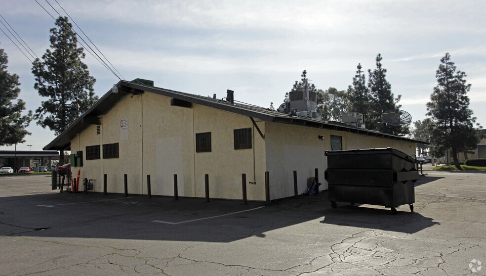 More Photos Of 10380 Central Ave, Montclair Bar For Sale