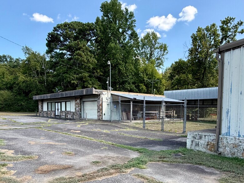 More Photos Of 2819 Mountain Pine Rd, Hot Springs Flex For Sale