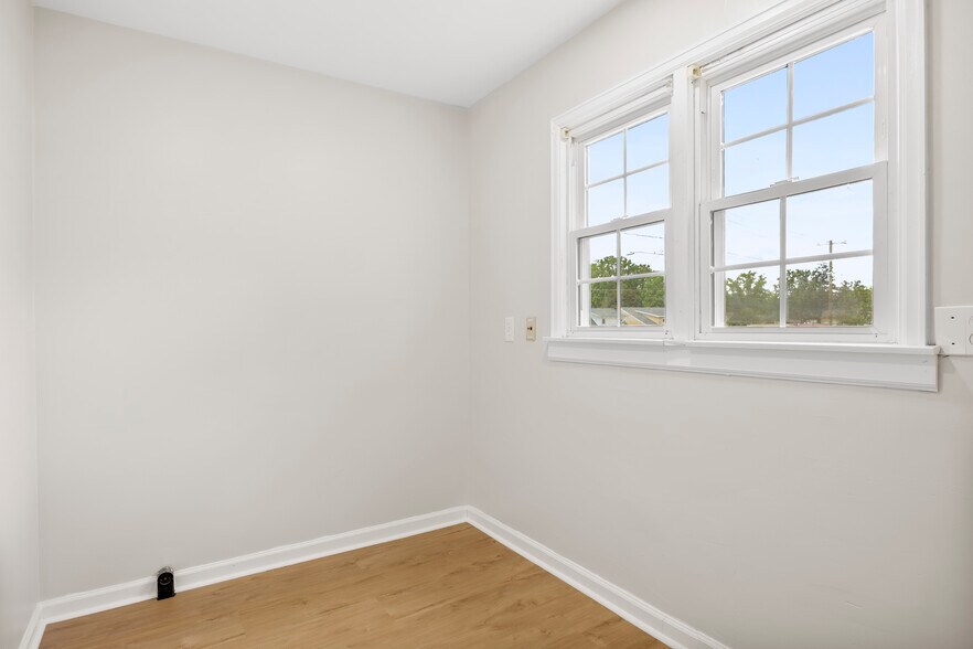 More Photos Of 205 Delaware Ave, Delmar Loft Creative Space For Lease